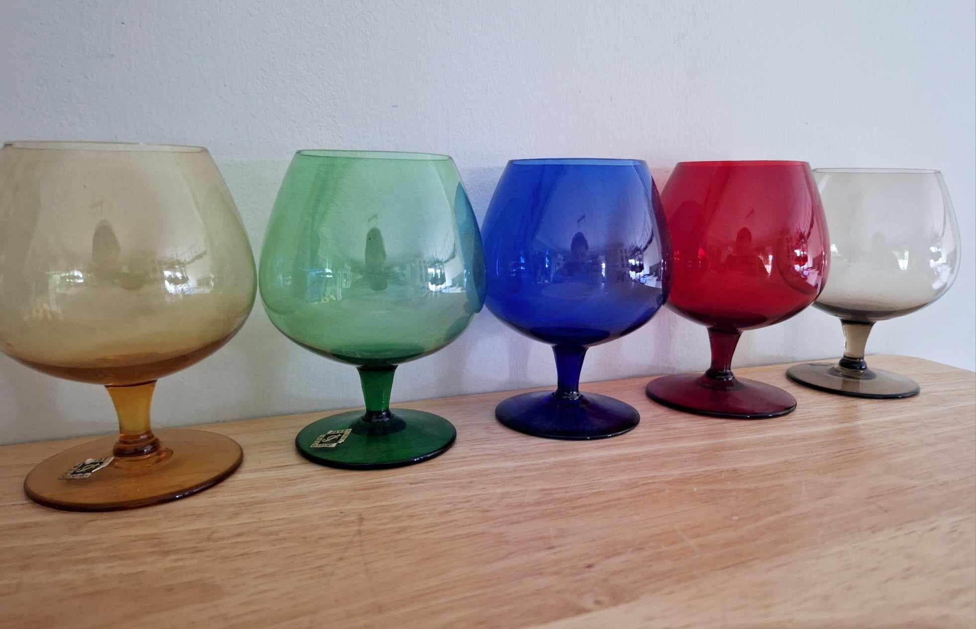 Vintage Set of 5 Hand-Blown Colored Glass Goblets - Bohemian Style Multicolor Wine Glasses - Retro Drinkware for Elegant Tableware