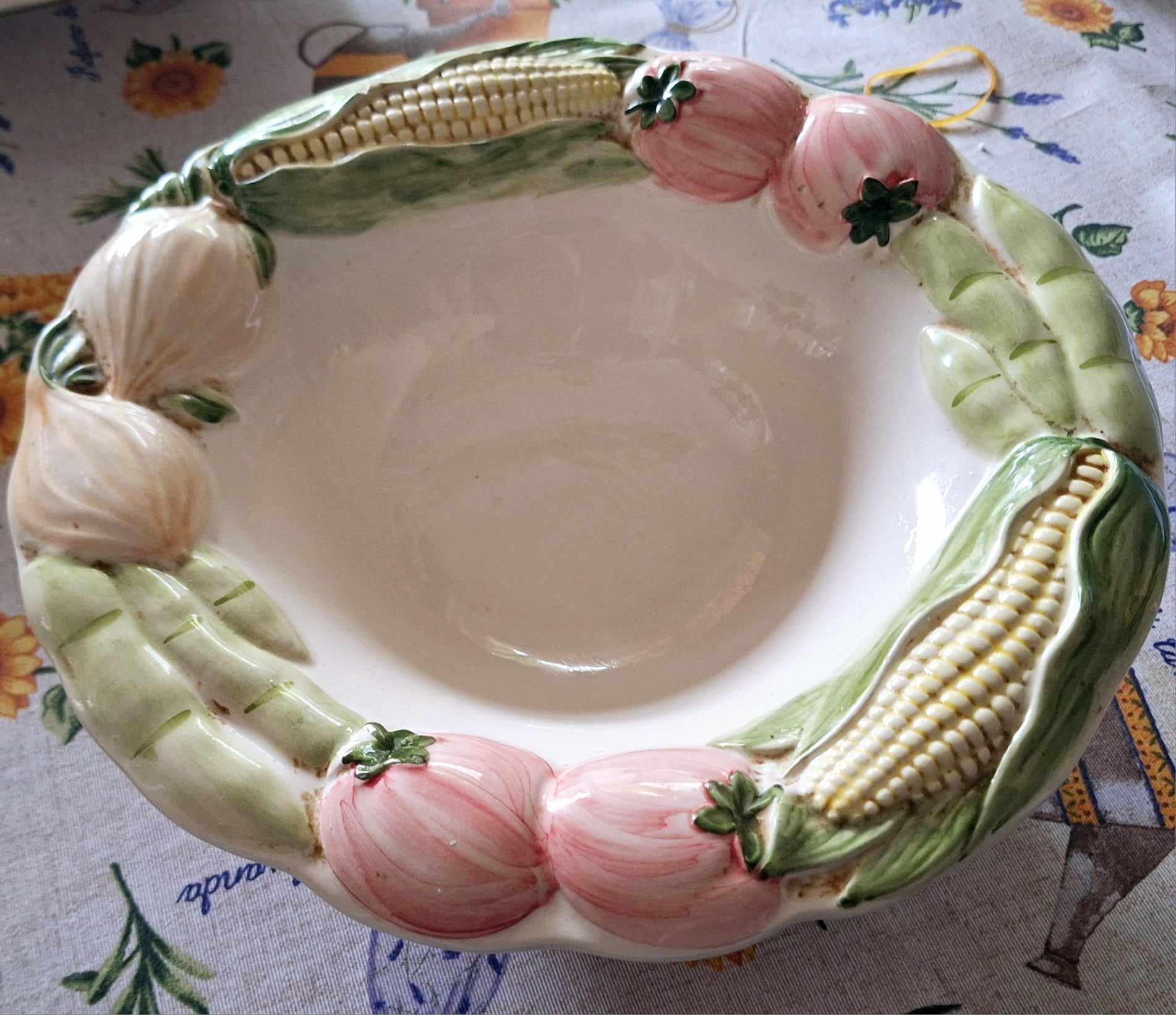 Vintage Hand-Painted Vegetable Serving Bowl | Corn, Tomato, and Onion Ceramic Bowl | Rustic Farmhouse Kitchen Decor Country Style Tableware