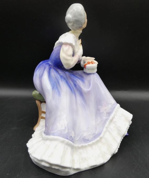 Royal Doulton “Happy Anniversary HN3097 Figurine | Pauline Parsons Design | Purple & White 19871993 Anniversaries Series Gift Collectible