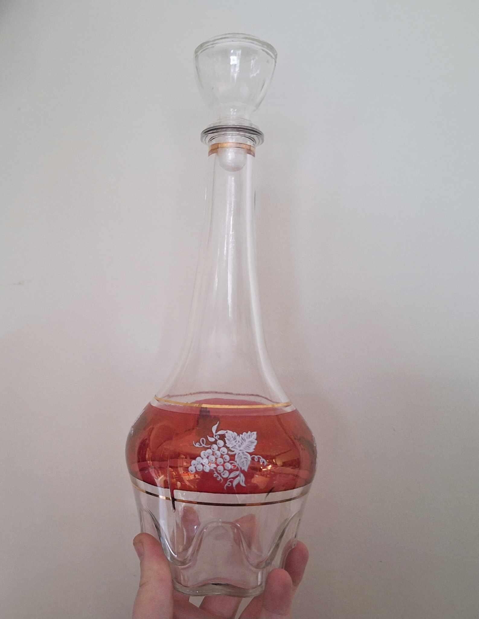 Vintage Ruby Red Glass Decanter Set with 6 Glasses | Grape Vine Design | Mid-Century Barware | Gold Rim | Retro Drinkware