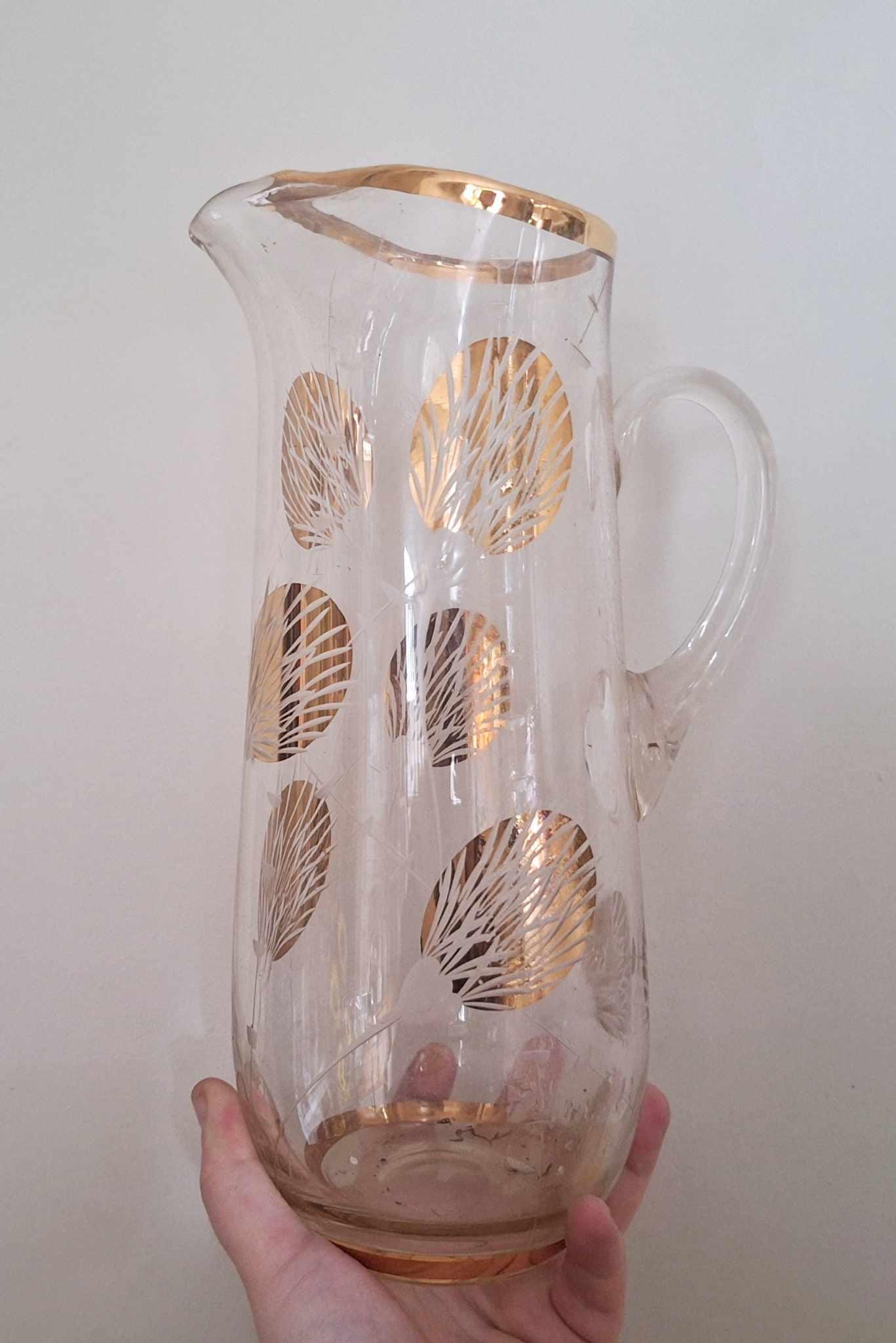 Vintage Mid-Century Glass Pitcher & Tumbler Set | 1950s-60s Gold Leaf Print | Retro Barware | 6-Piece Drinkware Set