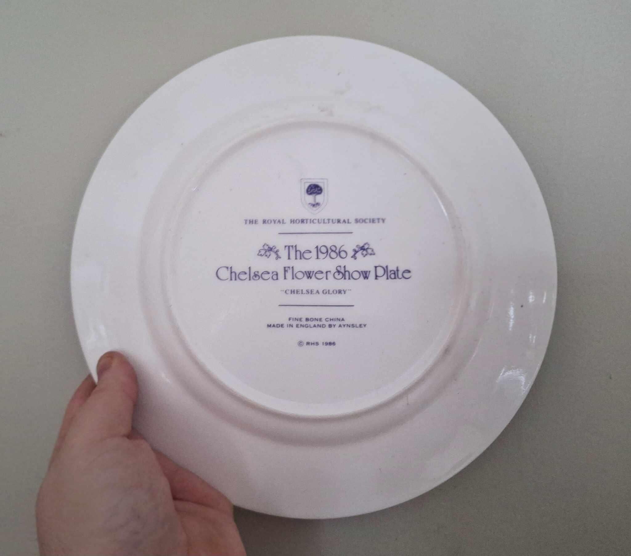Royal Worcester Chelsea Flower Show Plate 1988 RHS “Chelsea Anniversary Fine Bone China Floral Collector Plate UK Made