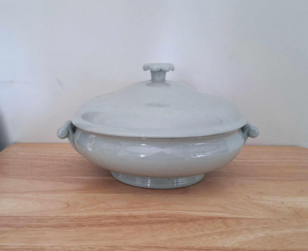 Vintage Wedgwood Celadon Green Tureen Dish with Lid  Etruria Barlaston England  Elegant Ceramic Server or Display Piece