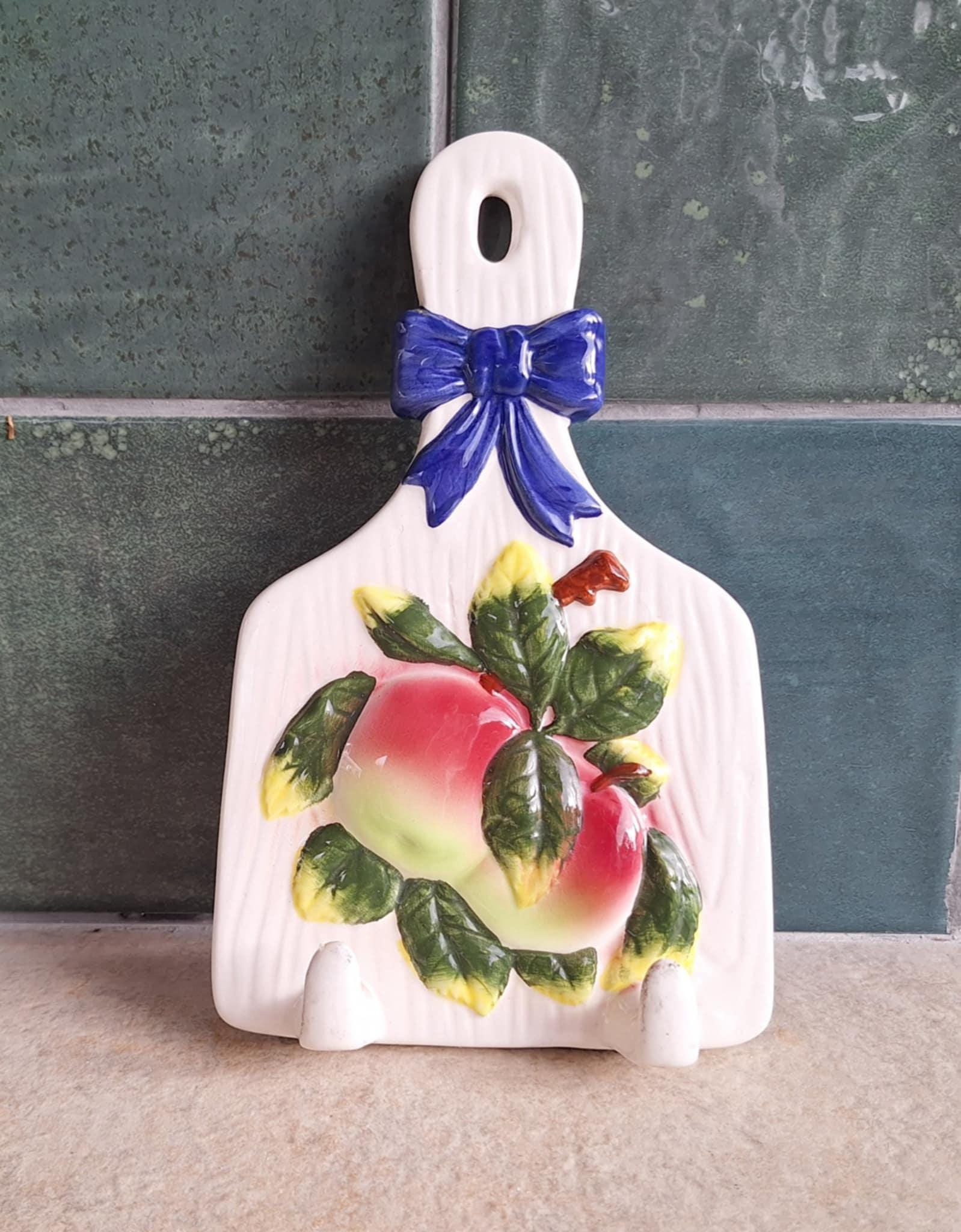Vintage Ceramic Wall Hanging Apple Kitchen Decor with Bow  Fruit Design Ornament  Wall Mounted Holder  Oriental Art Selection Hook
