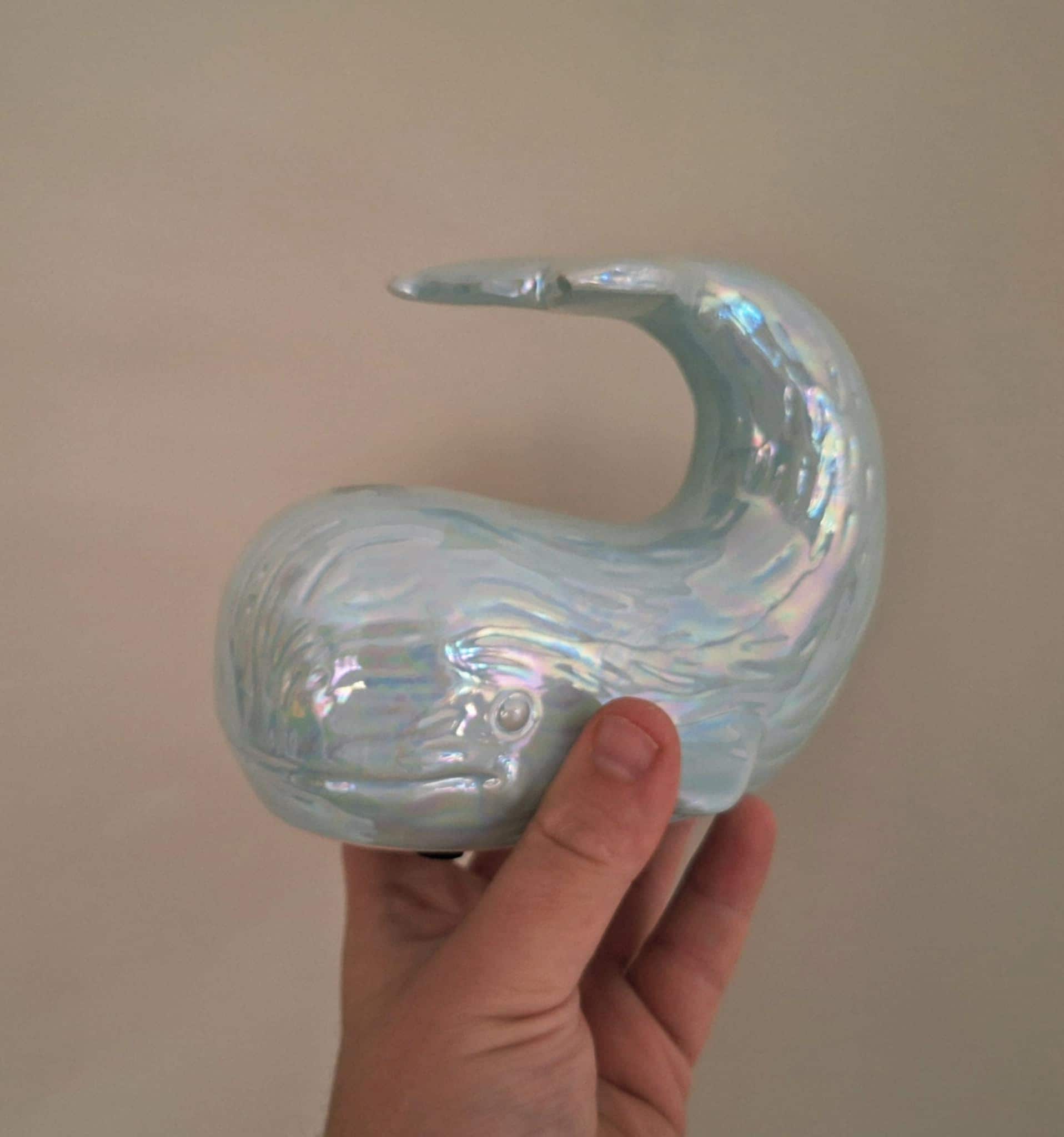 Iridescent Ceramic Whale Ornament  Glossy Coastal Bathroom Decor, Ocean-Themed Figurine, Pastel Glaze, Modern Shelf Accent