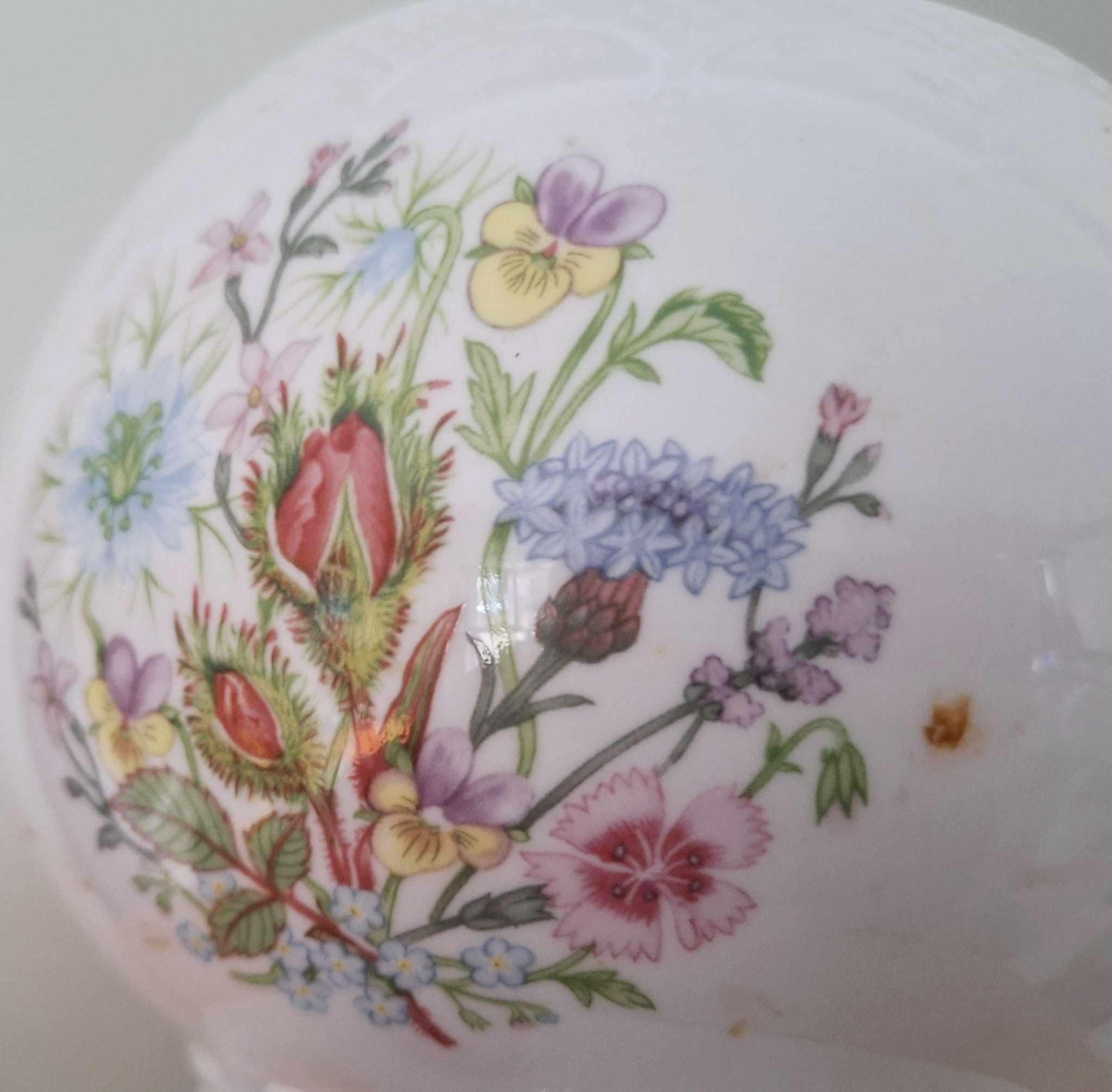Aynsley Wild Tudor Flower Bowl Vase with Metal Frog | Vintage Bone China Posy Arrangement Bowl | English Floral Centrepiece Potpourri bowl.