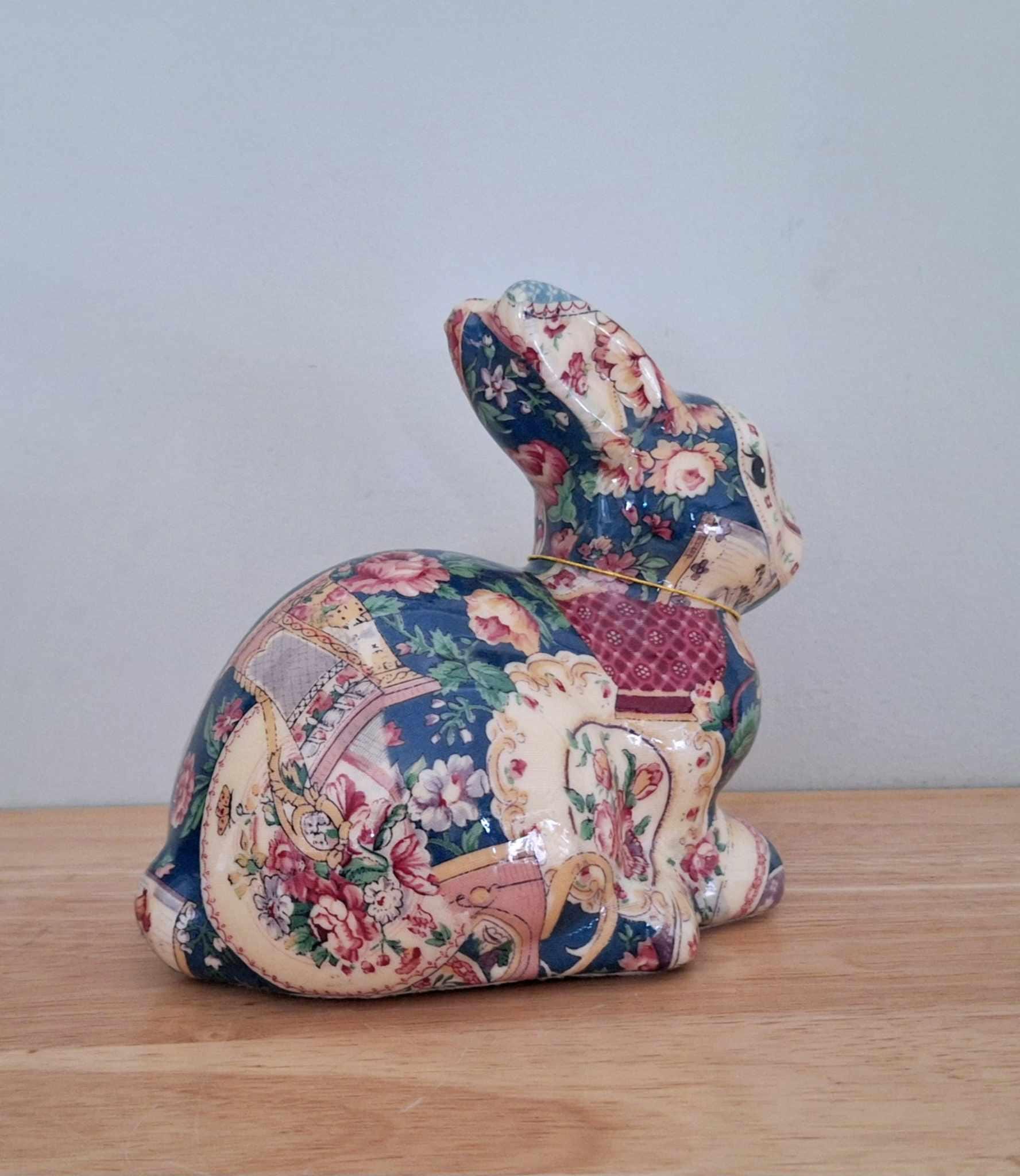 Floral Patchwork Papier-Mâché Bunny Ornament with Gift Tag & Box | Vintage Decorative Rabbit Figurine | Cottagecore Easter Decor