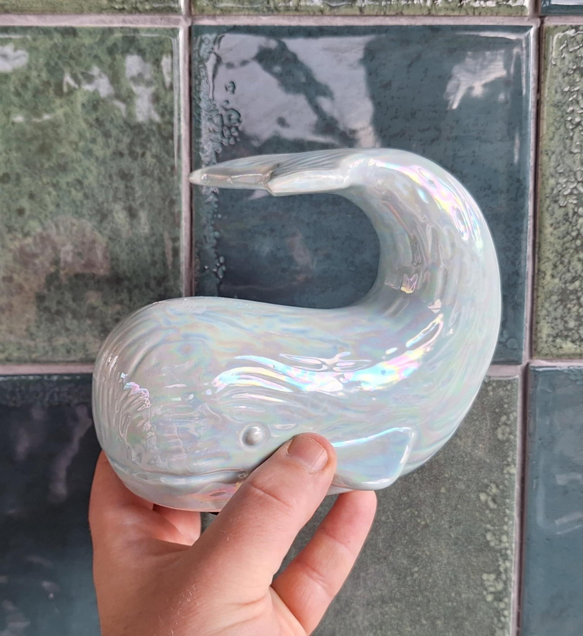 Iridescent Ceramic Whale Ornament  Glossy Coastal Bathroom Decor, Ocean-Themed Figurine, Pastel Glaze, Modern Shelf Accent