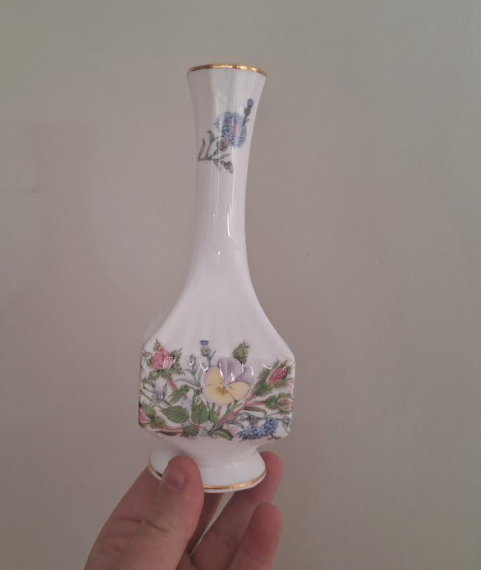 Aynsley Wild Tudor Fine Bone China Bud Vase  Floral Design  White & Gold  English Porcelain  Bathroom Decor  Vintage