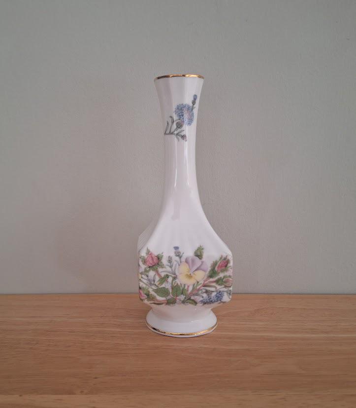 Aynsley Wild Tudor Fine Bone China Bud Vase  Floral Design  White & Gold  English Porcelain  Bathroom Decor  Vintage