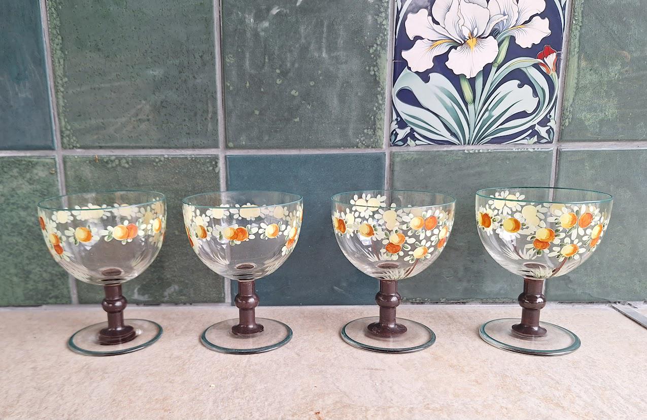 Vintage Hand Painted Floral Wine Glasses  Set of 4 with Brown Stems, Retro Daisy Design