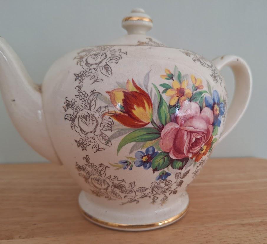 Vintage Teapot Floral Sadler Stamped  Pink, Red Flowers, Swirl Collectable Decorative Teapot Gold Gilt Afternoon Tea Party Floral Teapot