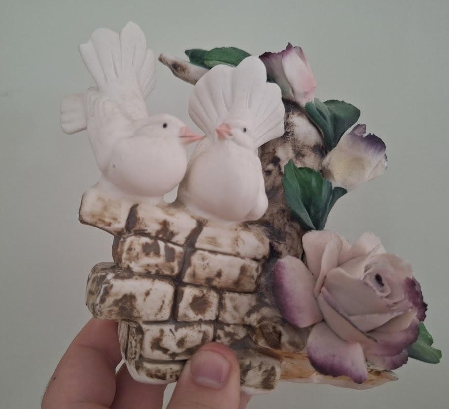 Capodimonte Italy White Dove Figurine  Vintage Ceramic Bird Couple on Wall with Roses and Tree Trunk Detail