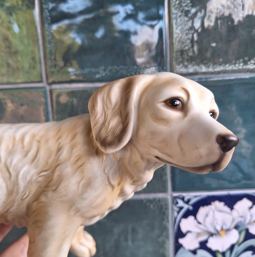 Vintage Hutschenreuther Golden Retriever Figurine Sitting, German Porcelain Dog Ornament, Realistic Puppy Figure, Collectible Animal Decor