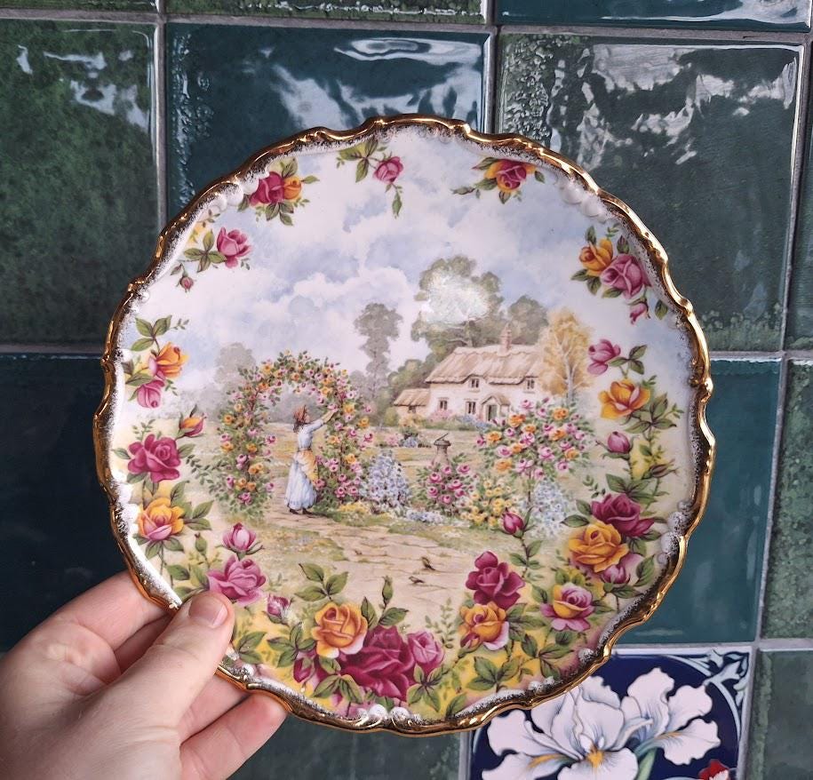 Vintage Royal Albert A Celebration of the Old Country Roses Garden Collector Plate Cottage Scene Bone China England Boxed