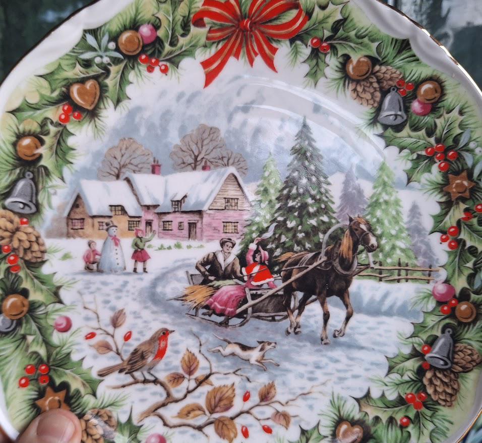 Vintage Royal Albert “Christmas Sleigh Ride Collector Plate Bone China England 1983 F.F. Errill Winter Scene Boxed Christmas Plate