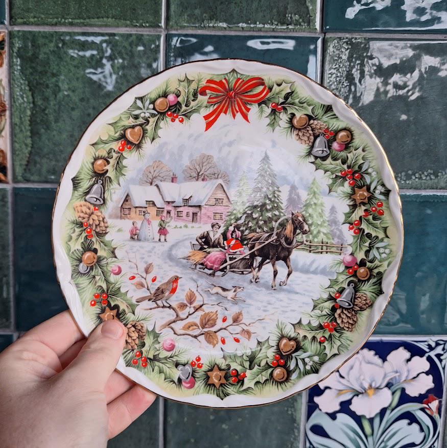 Vintage Royal Albert “Christmas Sleigh Ride Collector Plate Bone China England 1983 F.F. Errill Winter Scene Boxed Christmas Plate