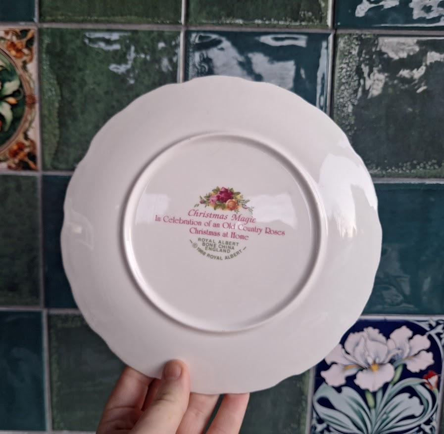 Vintage Royal Albert “Christmas Magic  Christmas at Home Collector Plate Bone China England Old Country Roses Series Boxed Christmas Plate