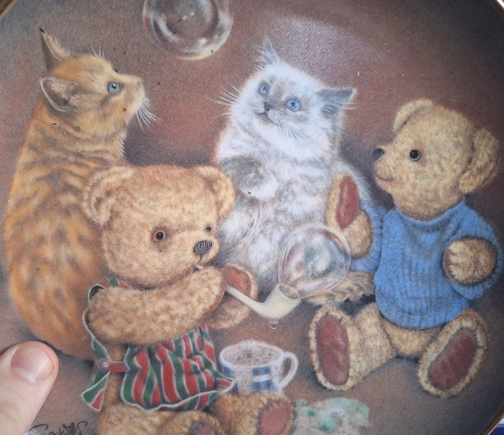 Vintage Franklin Mint “Bubble Buddies Sue Willis Collector Plate Limited Edition Fine Porcelain Teddy Bear Cat Design Decorative Plate
