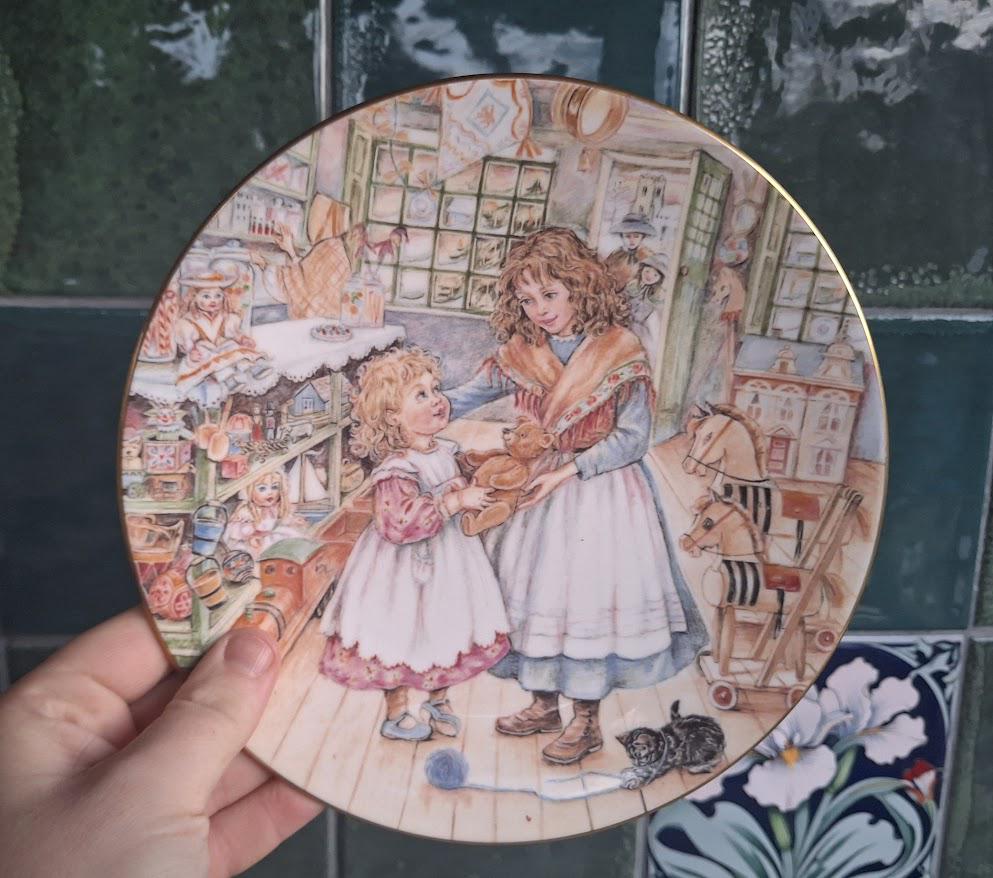 NSPCC A Gift of Love 1990 Christmas Plate Kate Aldous Vintage Collector Decorative Wall Plate England