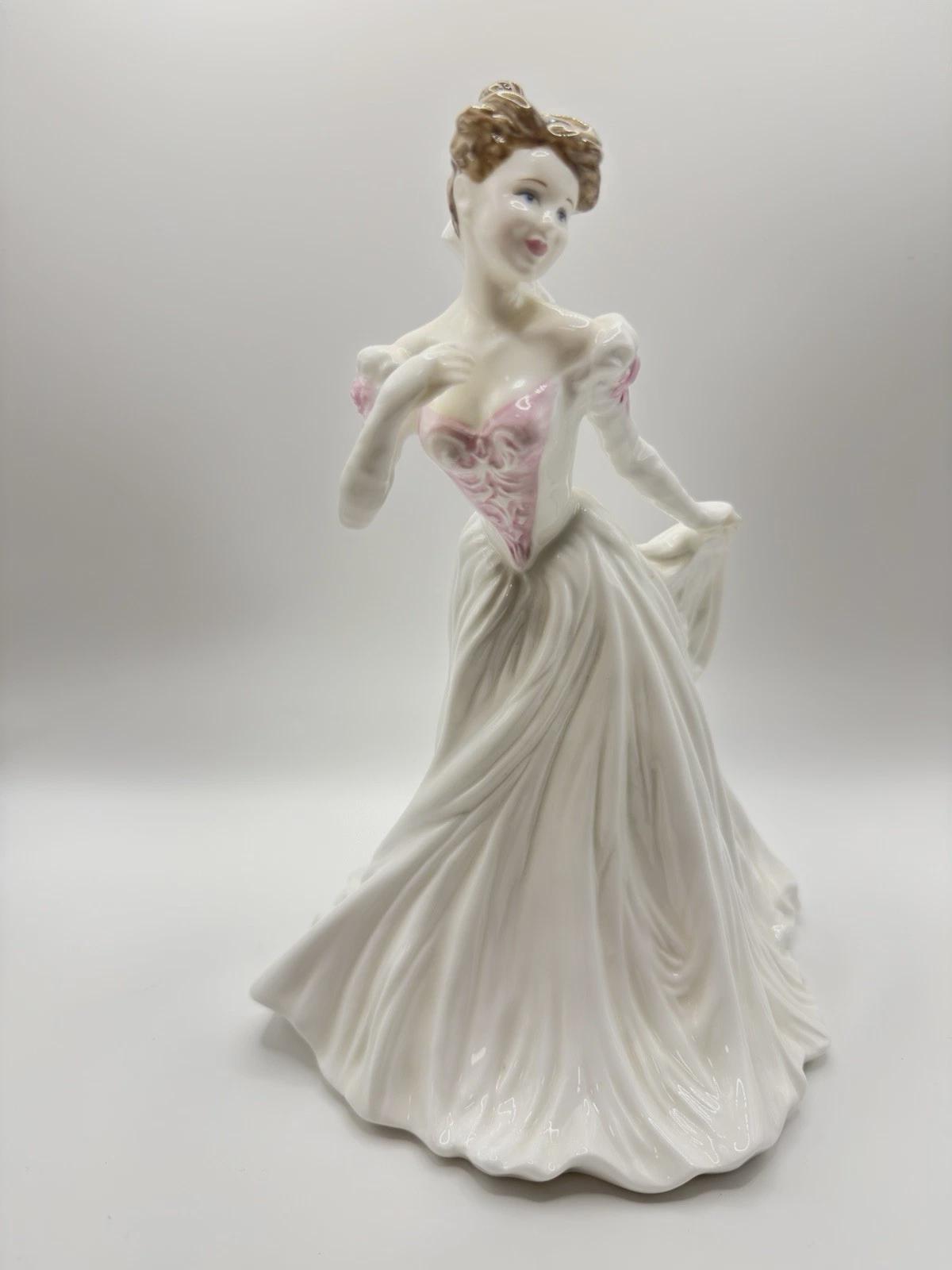 Royal Doulton Bride Figurine HN4324, Elegant White Wedding Dress Figure, Classic Bone China Lady Ornament