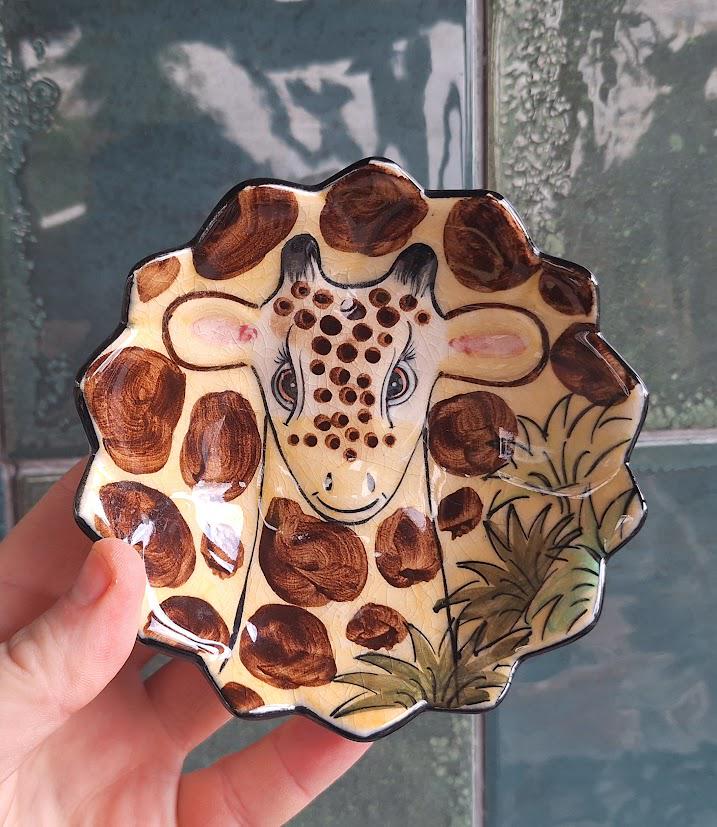 Vintage Giraffe Ceramic Bowl Hand Painted Animal Dish Scalloped Edge Safari Theme Decorative Bowl