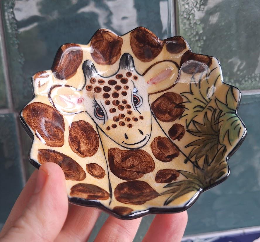 Vintage Giraffe Ceramic Bowl Hand Painted Animal Dish Scalloped Edge Safari Theme Decorative Bowl