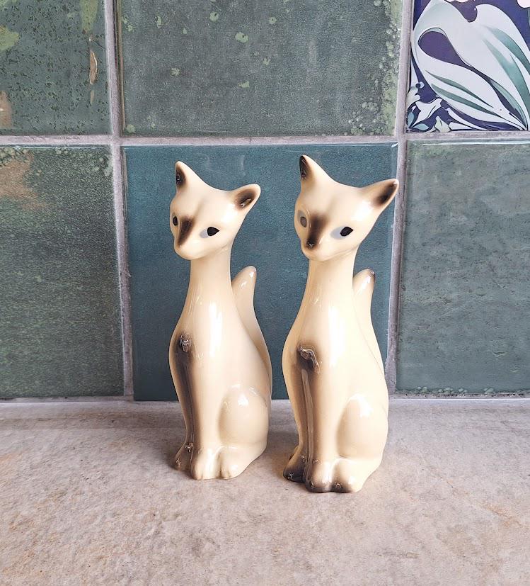 Vintage Siamese Cat Figurines Pair, Mid Century Ceramic Cats, Retro Kitsch Cat Ornaments, Gloss Glazed Animal Figures