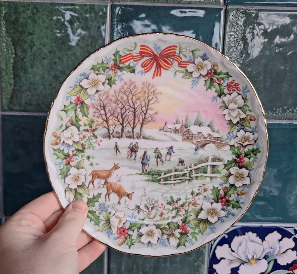 Vintage Royal Albert “The Skating Pond Collector Plate Bone China England F.F. Errill Winter Scene Boxed Christmas Plate