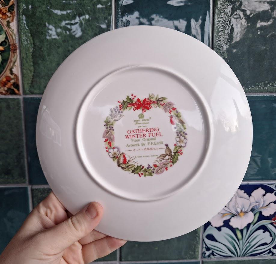 Vintage Royal Albert “Gathering Winter Fuel Collector Plate Fred Errill Bone China England Old Country Roses Christmas Series Boxed Plate