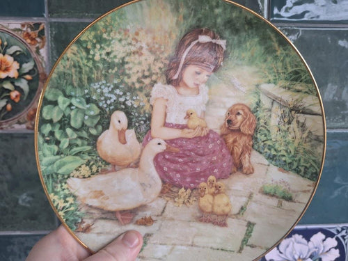 Hamilton Collection Newfound Friends Plate Patricia Brooks Childhood Chums Limited Edition Girl Ducklings Dog