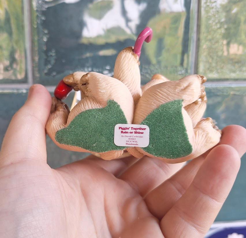 Piggin Together Rain Or Shine Figurine David Corbridge Piggin Love Ornament Pig Collectible 2003