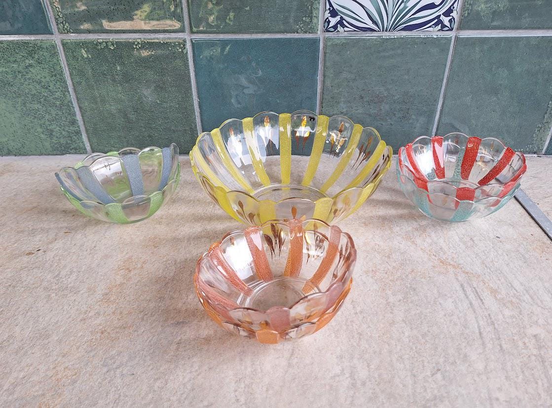 Vintage Art Deco Glass Dessert Bowls Set: Frosted Colored Fruit Sundae Dishes