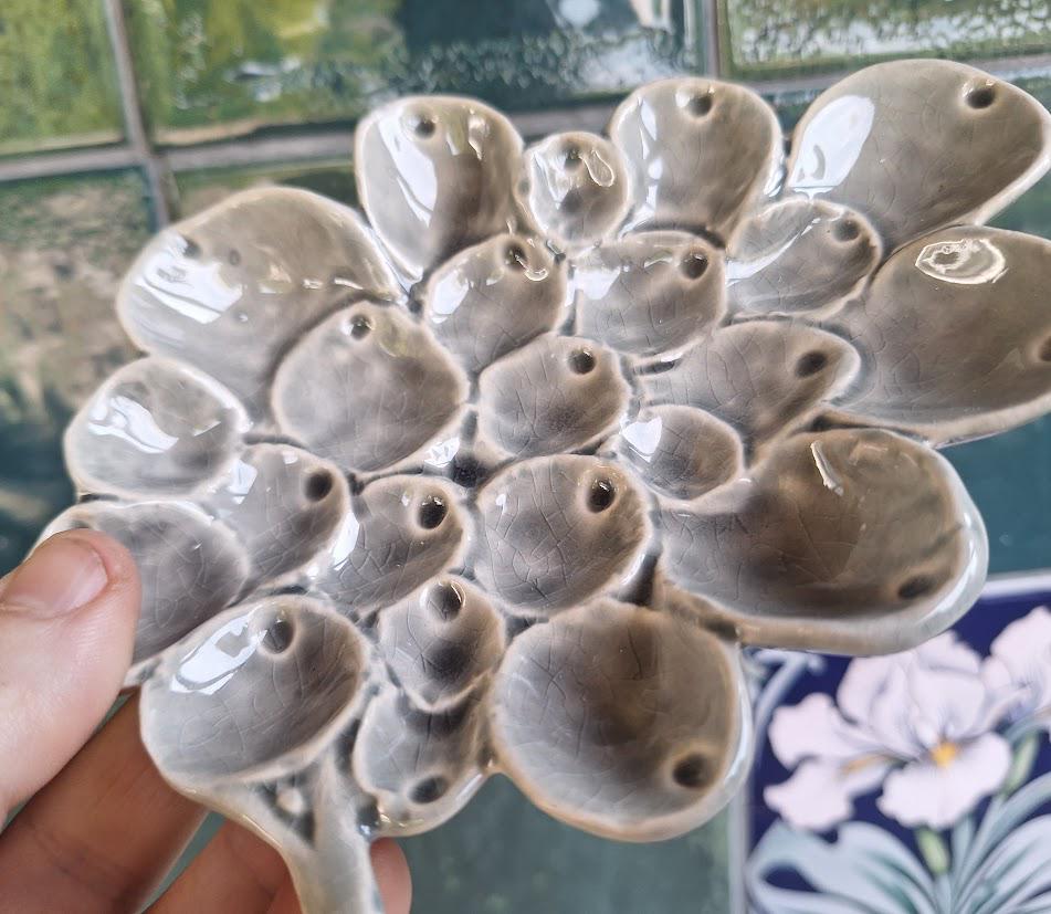 Vintage Ceramic Grape Cluster Trinket Dish, Grey Crackle Glaze Ring Holder