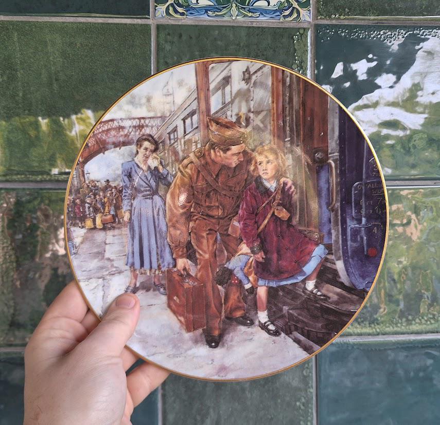 Royal Doulton The Girl Evacuee Collector Plate WWII Limited Edition Lesley MacKenzie Bone China