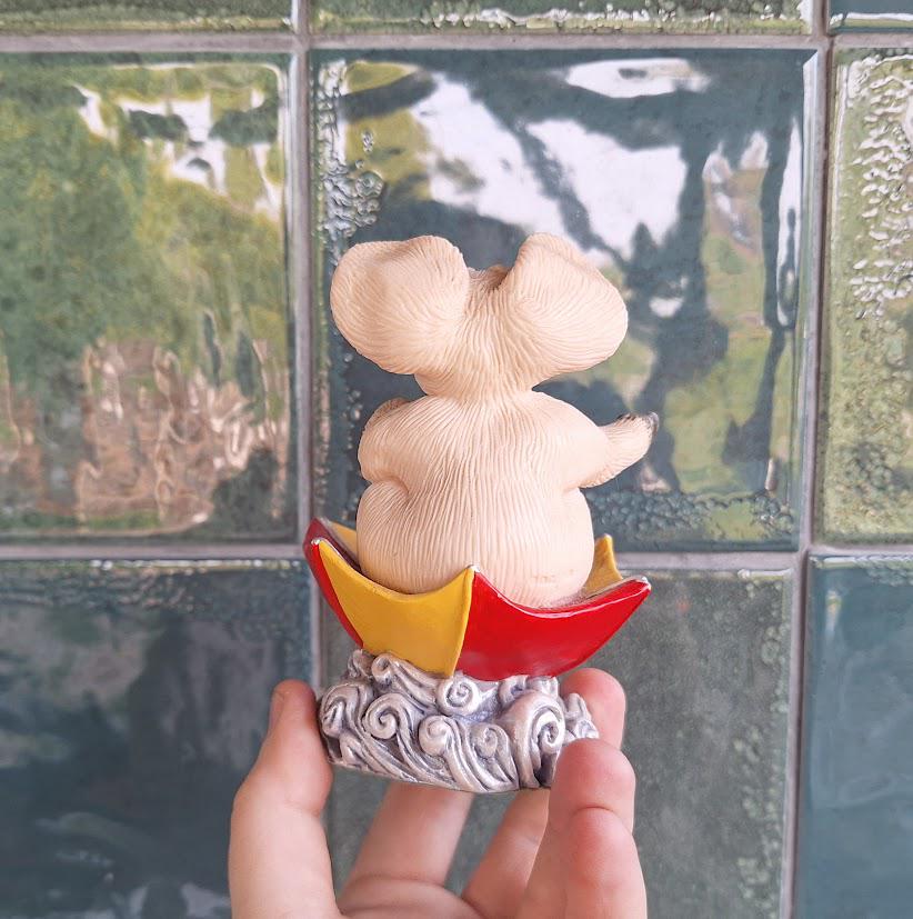 Piggin Weather Figurine: 1999 Collectors Club Exclusive Resin Ornament