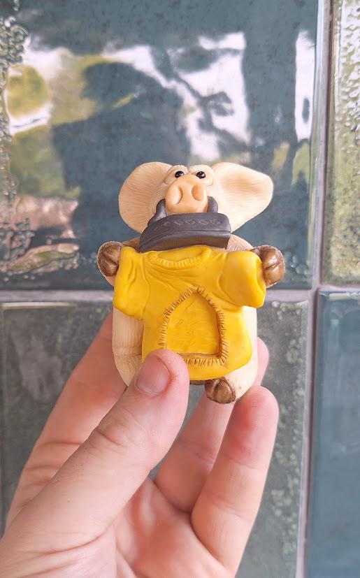 Piggin Ironing Figurine David Corbridge 1999 Piggin Collectible Funny Pig Laundry Ornament