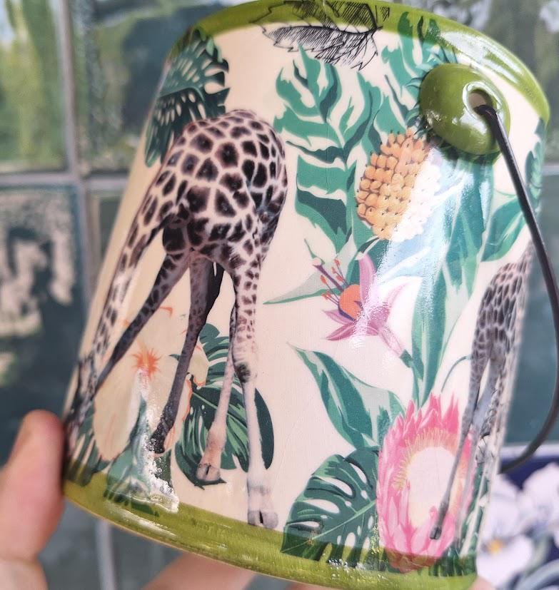 Safari Giraffe Ceramic Pot: Tropical Jungle Utensil Holder, Plant Organizer