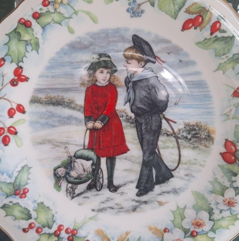 Wedgwood V&A Museum Christmas Plate 1991: Children Winter Scene Bone China (Boxed)