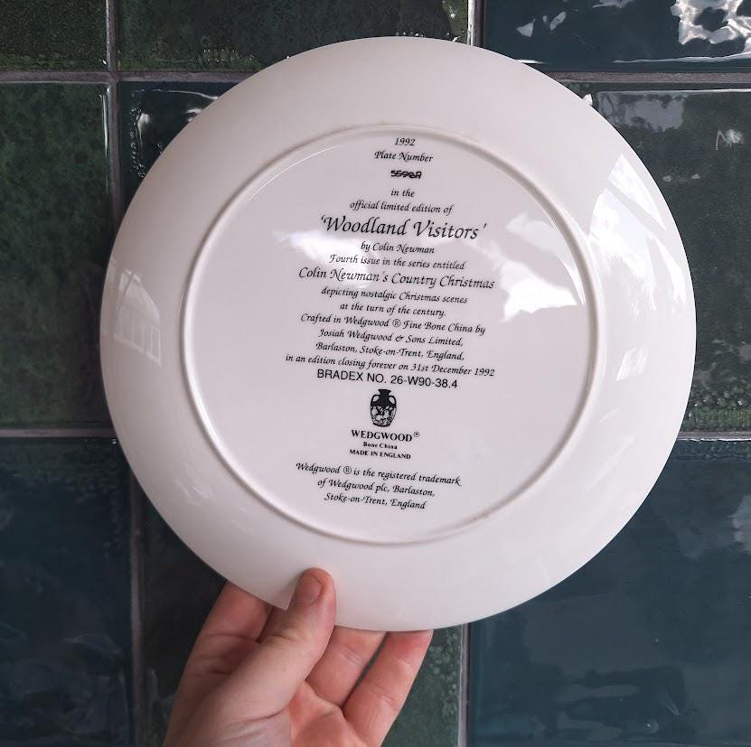 Wedgwood Woodland Visitors Christmas Plate: Colin Newman Winter Wildlife Village 1992
