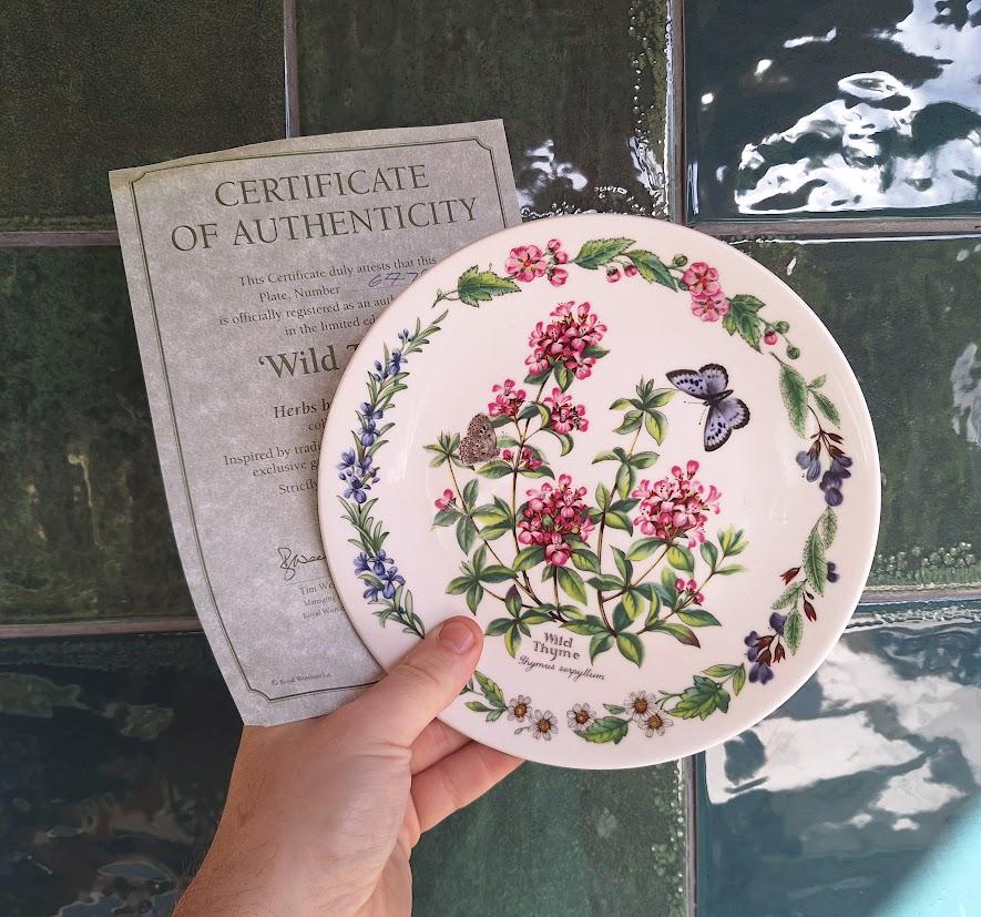 Royal Worcester Wild Thyme Collector Plate: Botanical Butterfly Fine Bone China (Boxed)