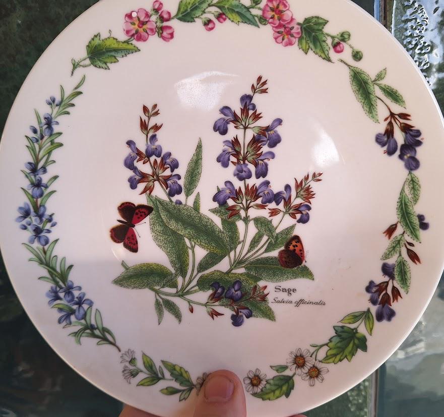 Royal Worcester Sage Collector Plate: Botanical Butterfly Fine Bone China (Limited Edition)