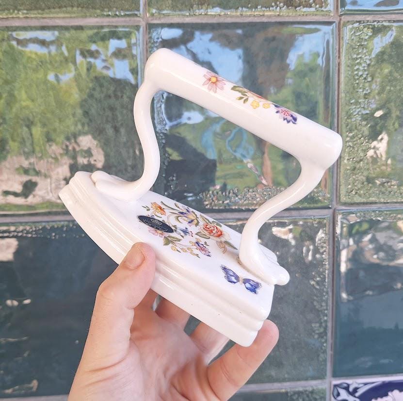 Vintage Aynsley Cottage Garden Flat Iron Ornament, Fine Bone China England