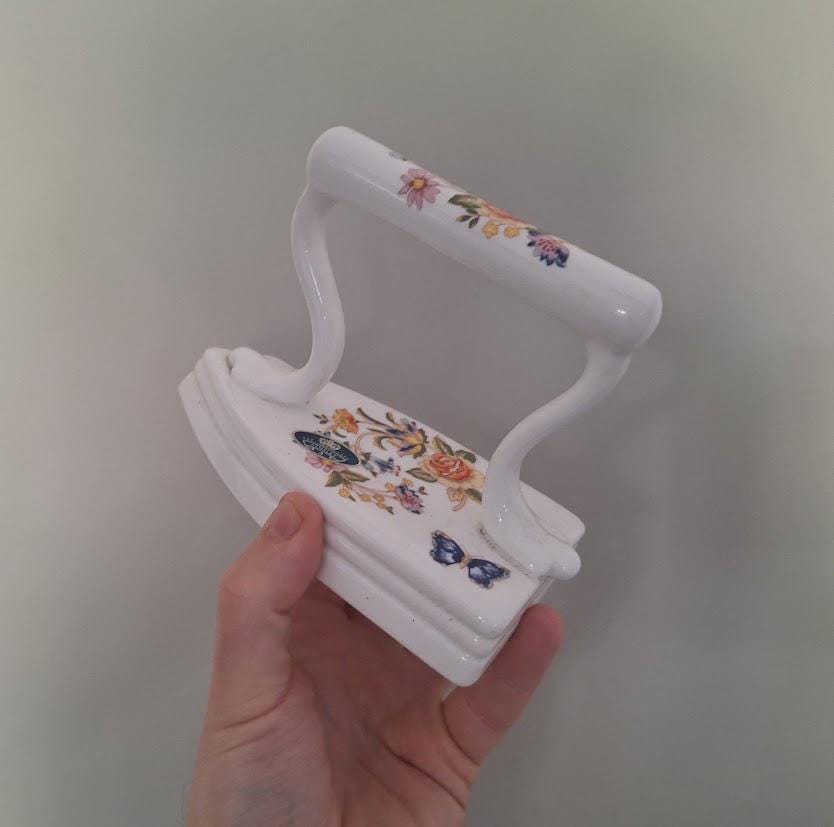 Vintage Aynsley Cottage Garden Flat Iron Ornament, Fine Bone China England