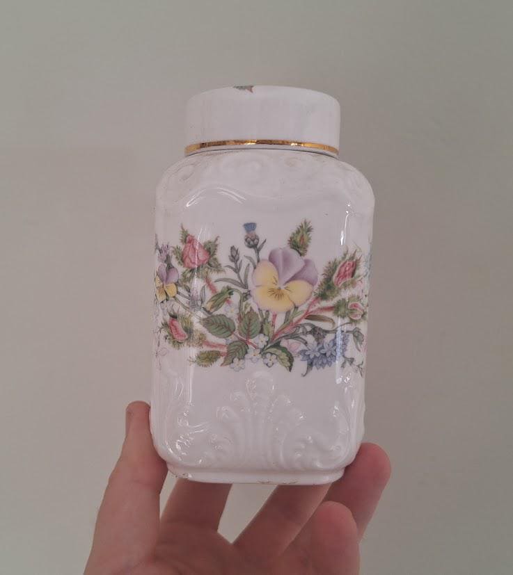 Vintage Aynsley Wild Tudor Biscuit Barrel, Fine Bone China Floral Cookie Jar (7.5in)