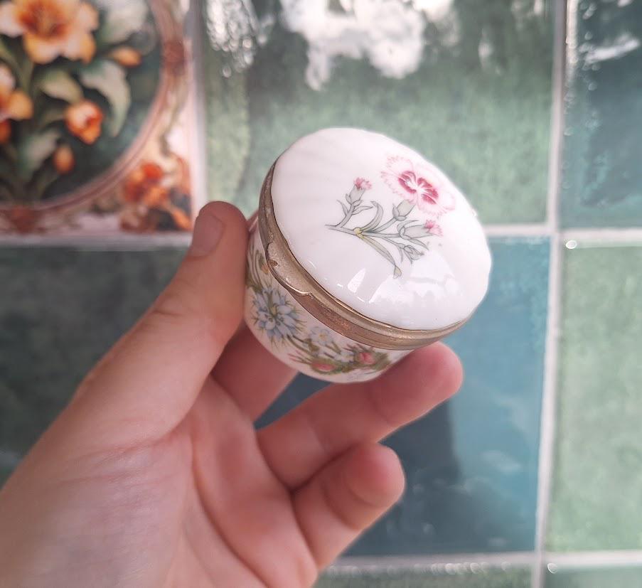 Vintage Aynsley Wild Tudor Hinged Pill Box, Fine Bone China Floral Trinket Box