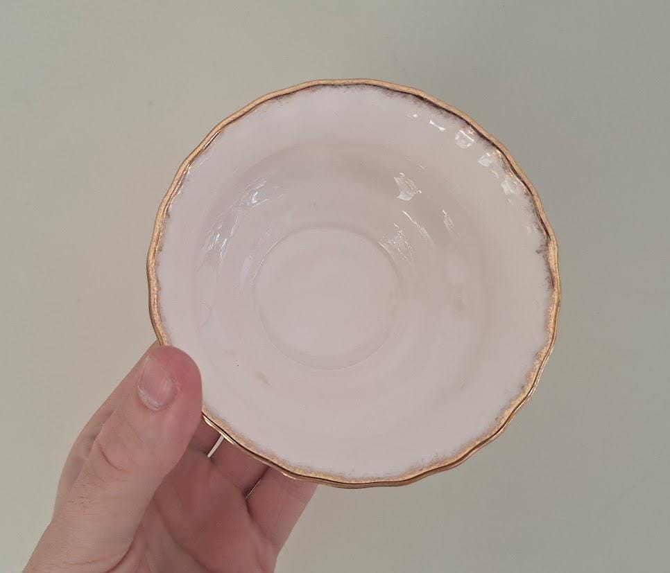 Vintage Royal Albert Old Country Roses Open Tea Sugar Bowl 4.25in English Bone China Gold Rim Floral Dish Made in England