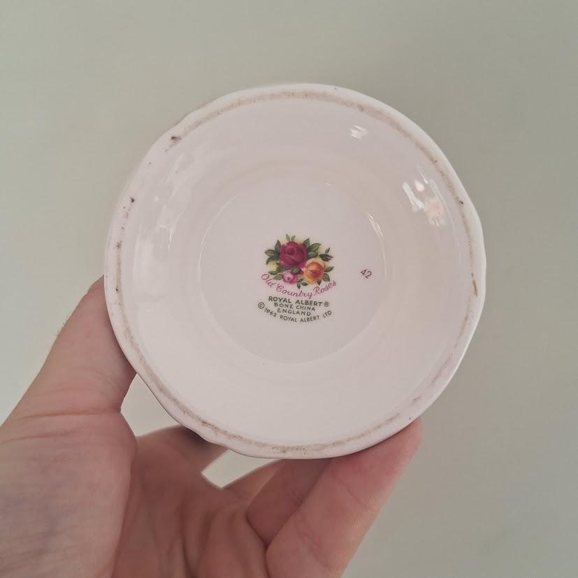 Vintage Royal Albert Old Country Roses Large Lidded Ginger Jar Boxed England