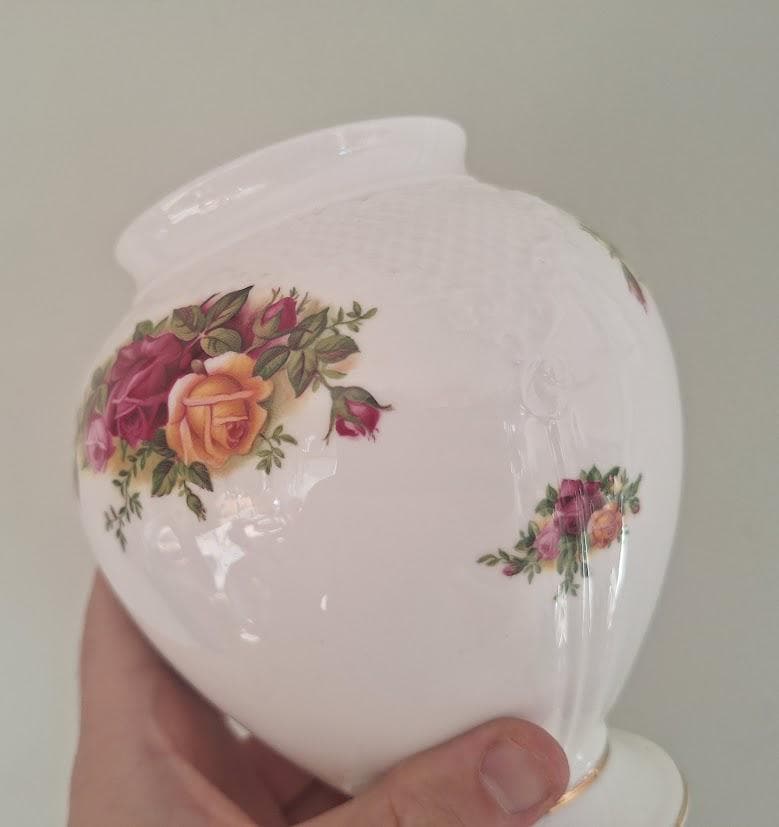 Vintage Royal Albert Old Country Roses Large Lidded Ginger Jar Boxed England