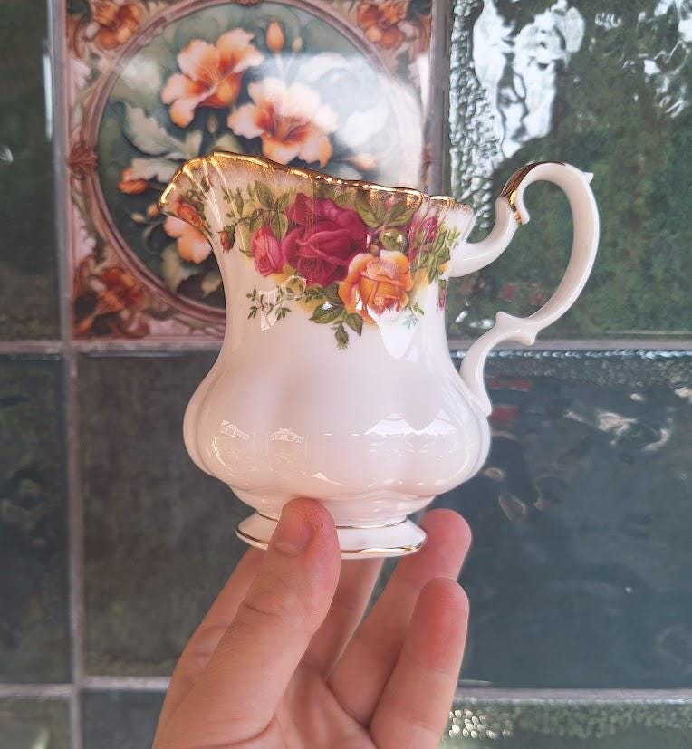Royal Albert Old Country Roses Vintage Large Cream Milk Jug Boxed English Fine Bone China